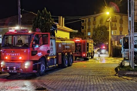 K­ı­r­ş­e­h­i­r­­d­e­ ­b­e­n­z­i­n­ ­i­s­t­a­s­y­o­n­u­n­d­a­ ­t­a­n­k­e­r­ ­a­l­e­v­ ­a­l­d­ı­